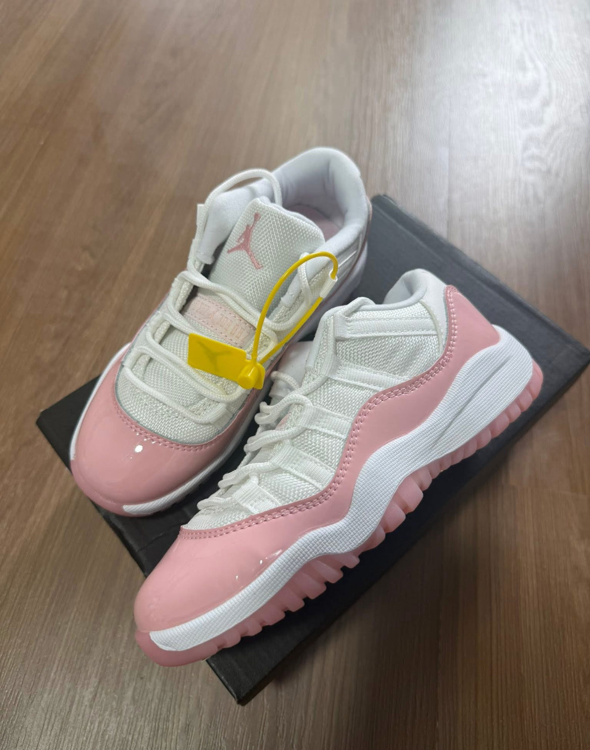 Sneaker Vendor